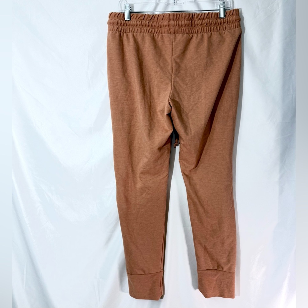 Free People Movement “Sunny Skinny”
Sweatpants With Drawstring Waist And Pockets - Picture 9 of 13